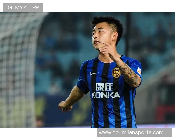 苏州东吴俱乐部成功续约埃斯特雷拉与张凌峰等多名球员展现团队稳定性